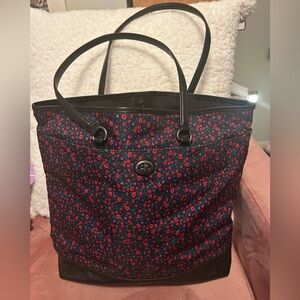 Like new, Coach Ranch Floral print nylon and leather tote bag